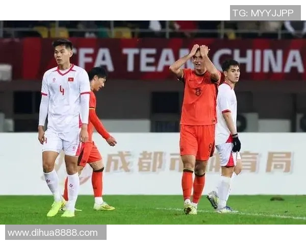 男足国家队大胜对手，展现出色实力赢得球迷赞誉