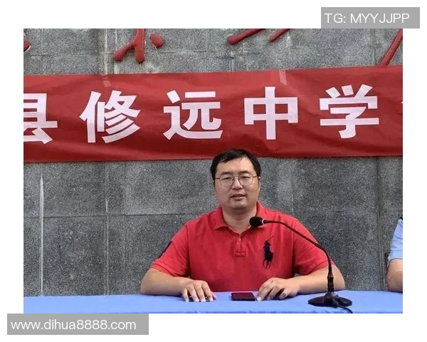 李添荣的成长之路：从普通学子到行业领军人物的奋斗历程与启示