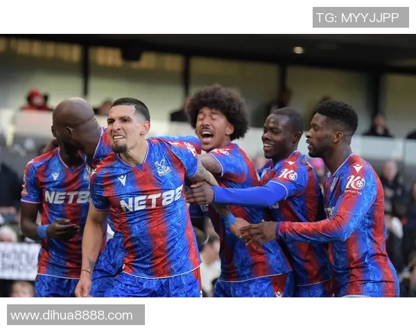 那不勒斯与迪纳摩的激烈对决谁能在欧战中笑到最后