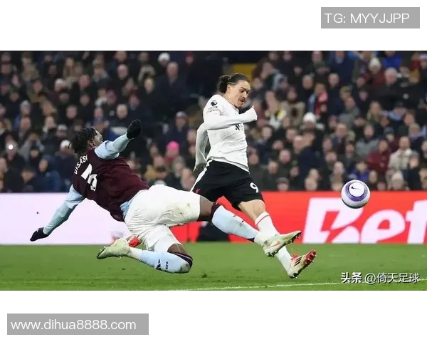 曼城对战尤文图斯詹俊解读比赛精彩瞬间与战术分析 曼城对战尤文图斯詹俊解读比赛精彩瞬间与战术分析