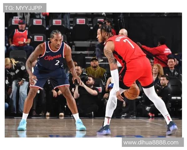 2018年夏季联赛火箭队与快船队精彩对决回顾与分析 2018年夏季联赛火箭队与快船队精彩对决回顾与分析